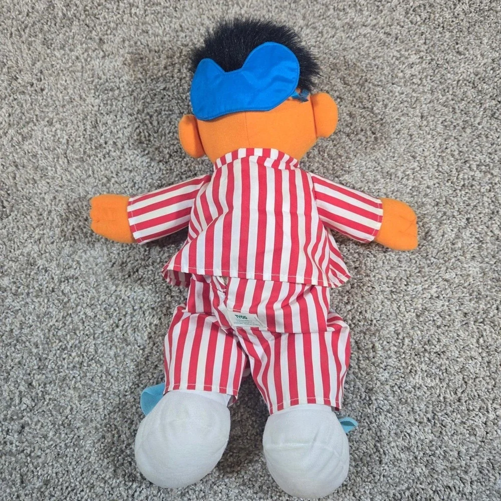 Sesame‎ Street Sing & Snore Ernie Talking Plush Pajamas Sleep WORKS Vintage 1996